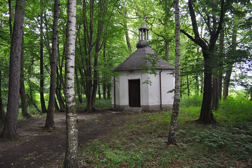Kaplica podworska w Skrzydlowie